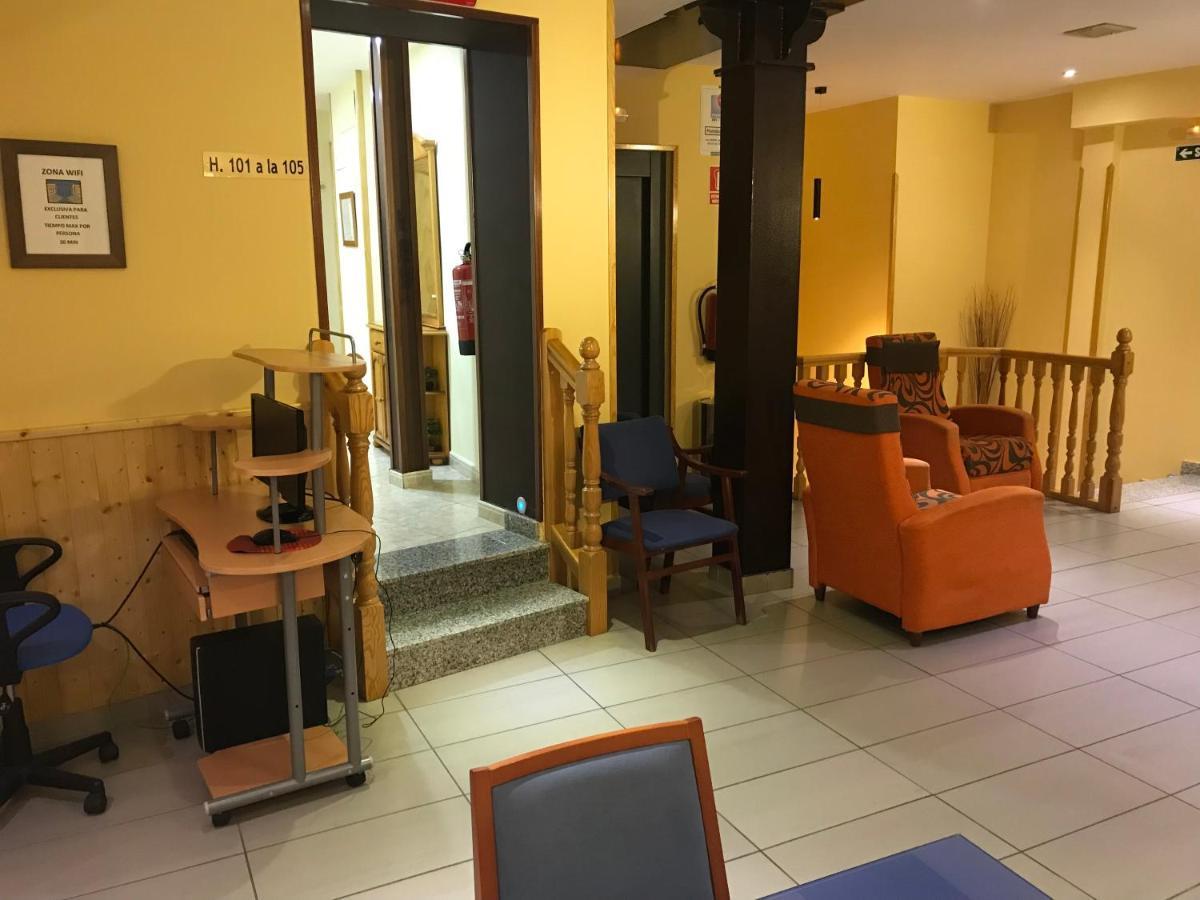 Hotel Alegria Banos De Montemayor Eksteriør bilde