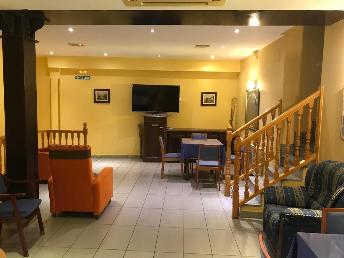 Hotel Alegria Banos De Montemayor Eksteriør bilde